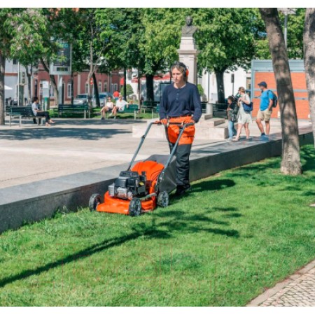 HUSQVARNA Βενζινοκίνητο αυτοκινούμενο χλοοκοπτικό LC 551SP