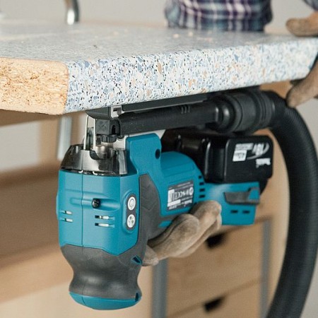 Φορητό πριόνι MAKITA DJV181Z