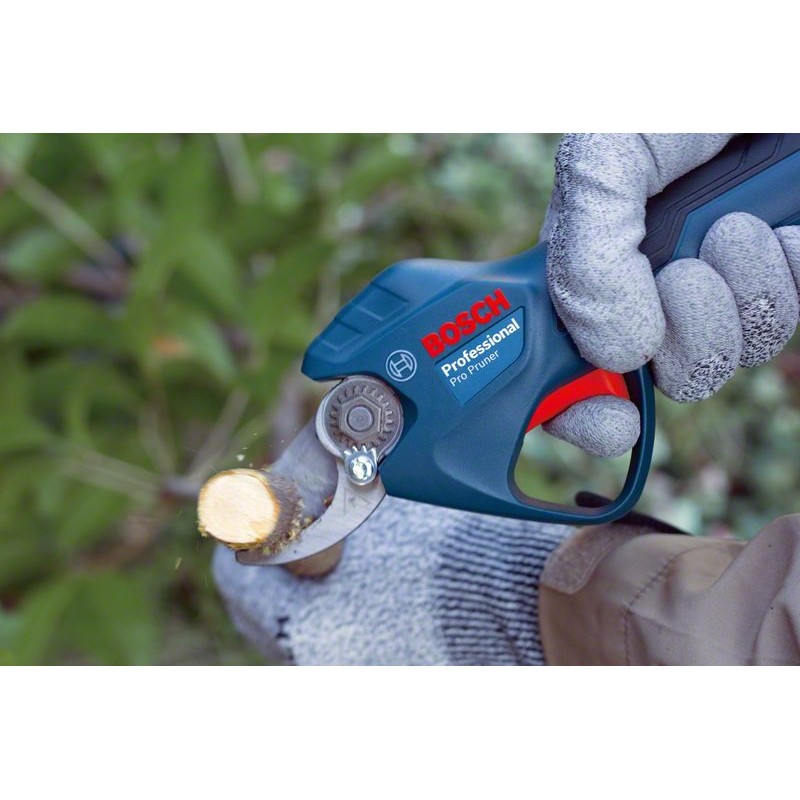 Ασύρματο κλαδευτήρι BOSCH Pro Pruner + ΔΩΡΟ κάλτσες