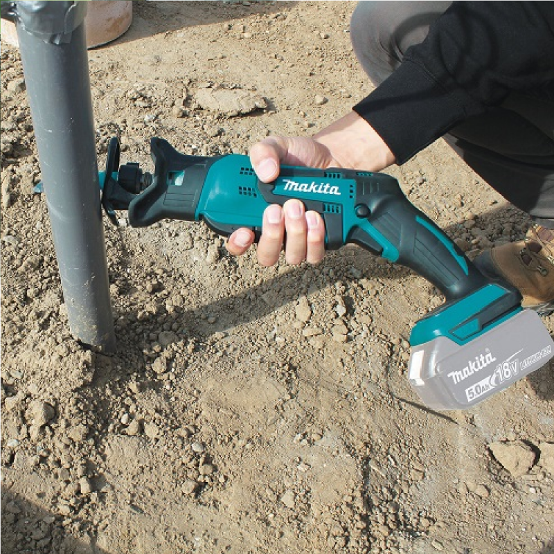 Μπαταριοκίνητο πριόνι Makita DJR183Z, 18 V, 3000 λεπτά-1