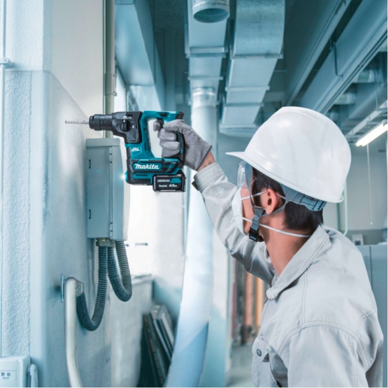 Μπαταριοκίνητο περιστροφικό σφυρί MAKITA HR166DZ