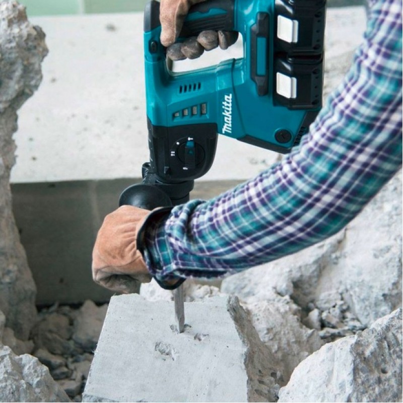Φορητό περιστροφικό σφυρί MAKITA DHR264Z
