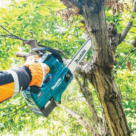 Επαγγελματικό αλυσοπρίονο μπαταρίας Makita UC003GM101, XGT, 40 V, 4 Ah, 30 εκ., με μπαταρία και ταχυφορτιστή. 