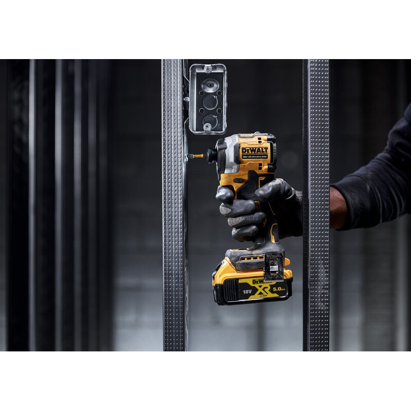 Κρουστικό παλμικό κατσαβίδι μπαταρίας DeWALT DCF850N, 18 V, 206 Nm, 1/4″, χωρίς μπαταρία και φορτιστή