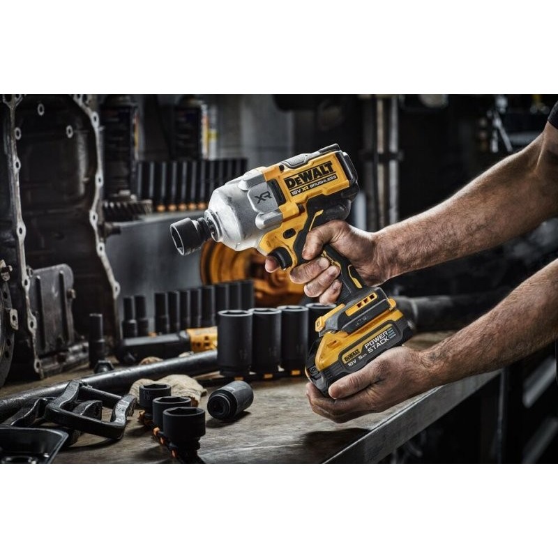 Κρουστικό μπουλονόκλειδο μπαταρίας DeWALT DCF961H2T, 18 V, 1626/2372 Nm