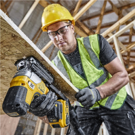 Πριόνι σπαθί DeWALT επαναφορτιζόμενο χωρίς μπαταρία και φορτιστή, 18 V, 1000-3200 διαδρομές/λεπτό, 26 χιλ., DCS335N