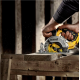 Ασύρματο δισκοπρίονο χειρός DeWALT με 2 μπαταρίες και φορτιστή, 12V, 5Ah, Ø140 mm, 3600 rpm, 50°, DCS512P2