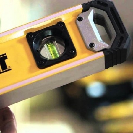 Σετ αλουμινένιων αλφαδιών DeWALT DWHT82650, 1200/1800 χιλ.