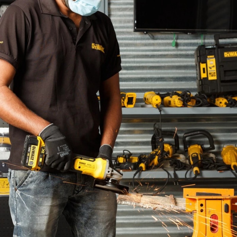 ΑΣΥΡΜΑΤΟΣ ΓΩΝΙΑΚΟΣ ΤΡΟΧΟΣ DEWALT DCG405NT